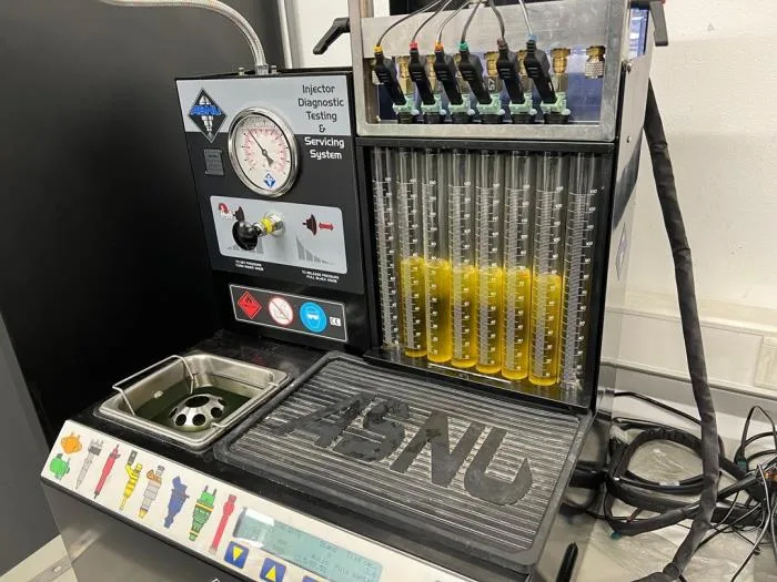 Injectors testen en reinigen apparatuur